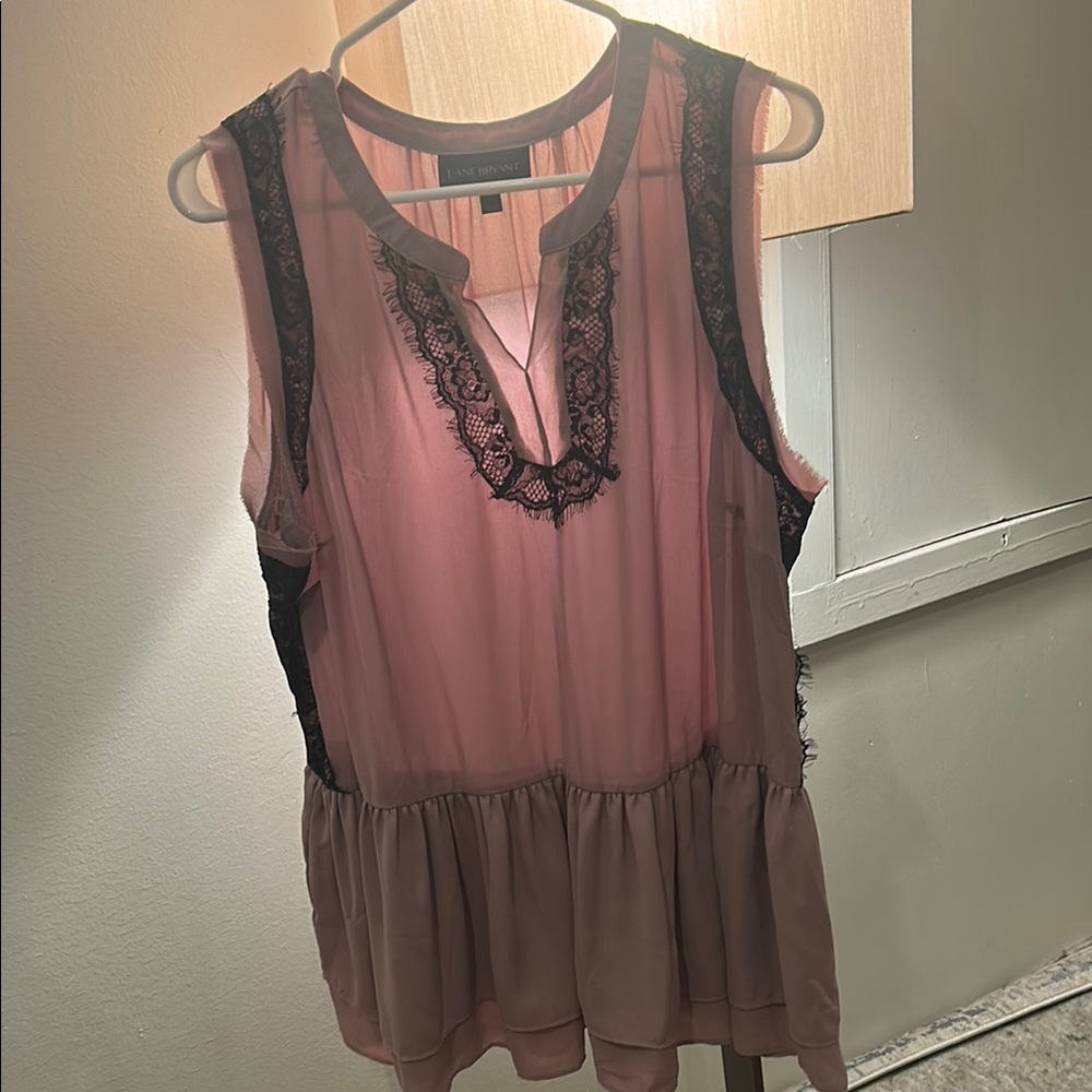 Vince Camuto Pink Sleeveless Lace Trim Top